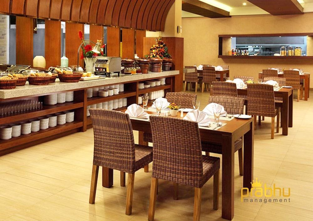 CRYSTAL LOTUS HOTEL YOGYAKARTA photo 3