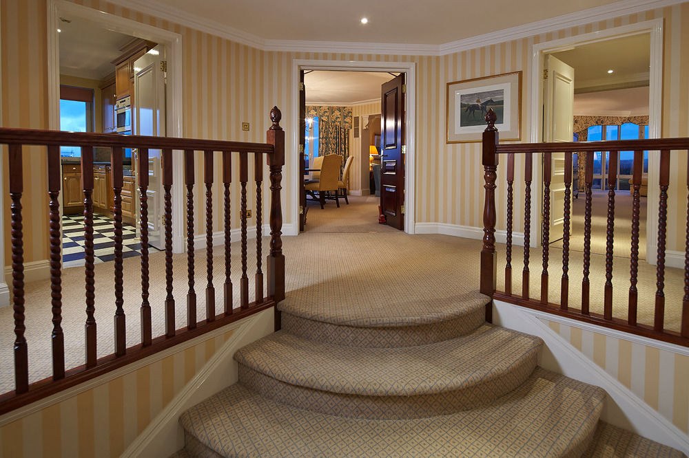 CHEVAL THORNEY COURT
