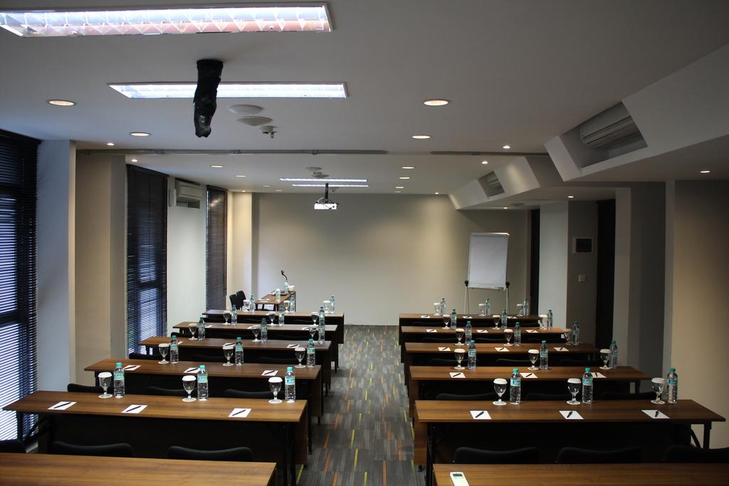 REGANTRIS HOTEL SURABAYA photo 2