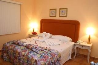 LAS PALMAS HOTEL & SUITES photo 2