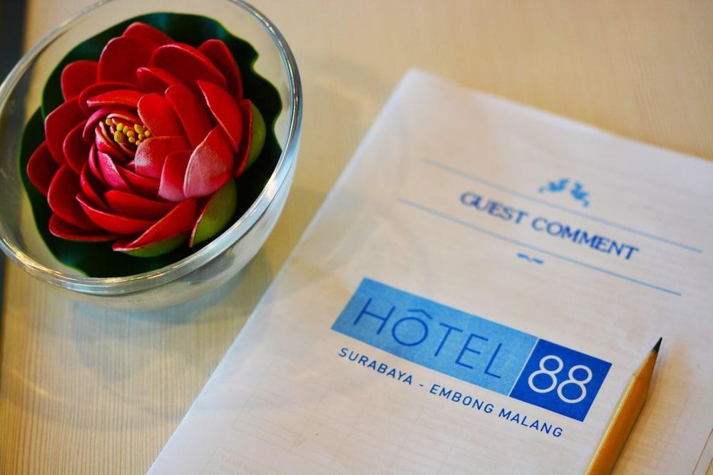 Hotel 88 Embong Malang photo 3
