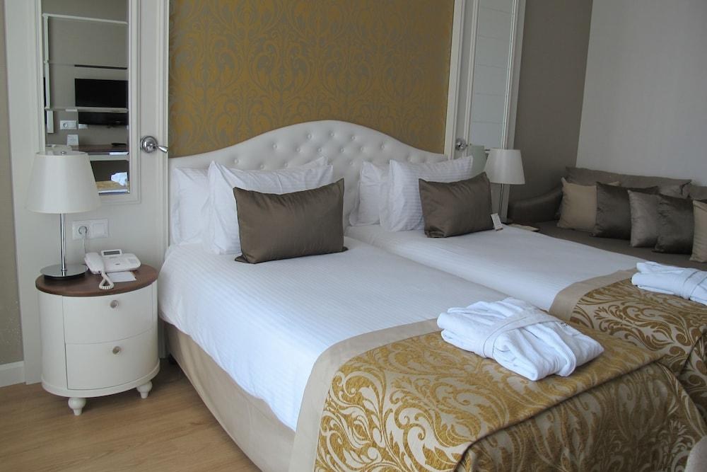 ASKA LARA RESORT & SPA photo 2