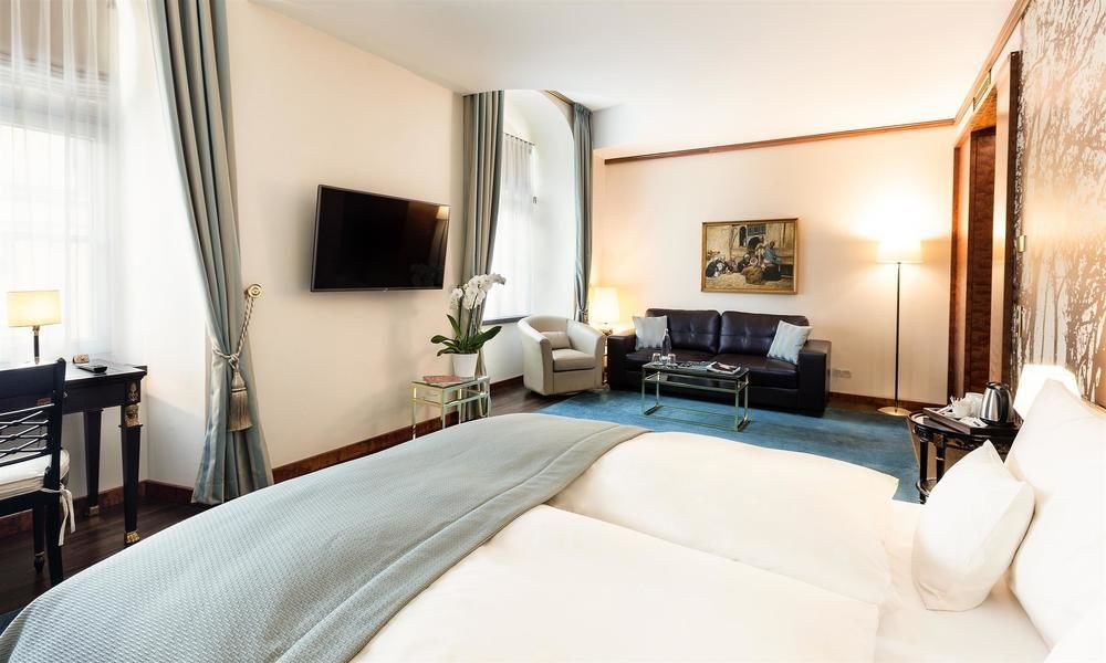 DERAG LIVINGHOTEL DE MEDICI