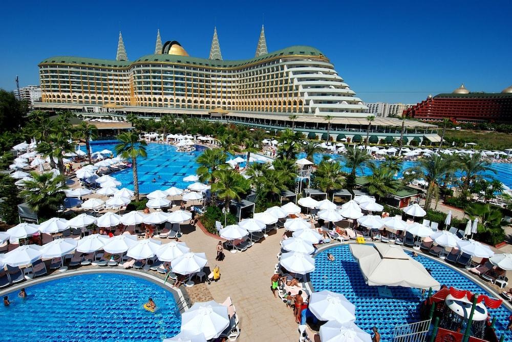 DELPHIN IMPERIAL photo 4