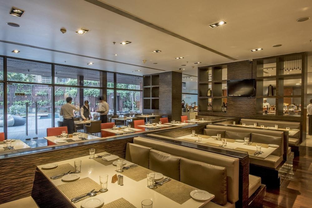 Crowne Plaza Pune City Centre photo 2