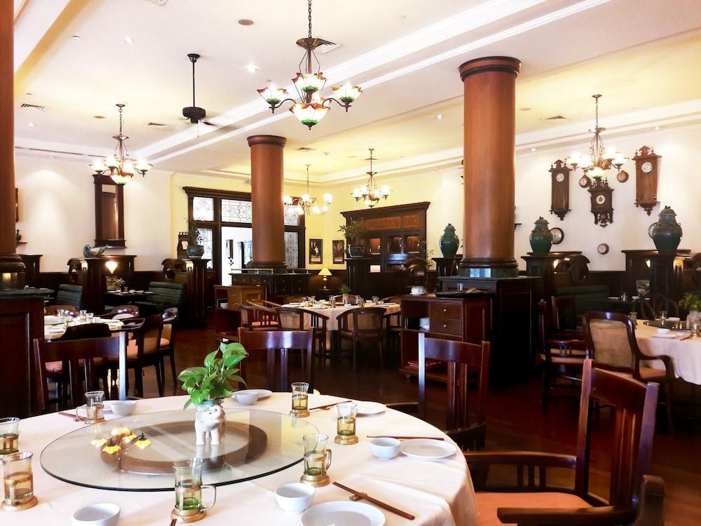 Hotel Majapahit Surabaya - Mgallery photo 2