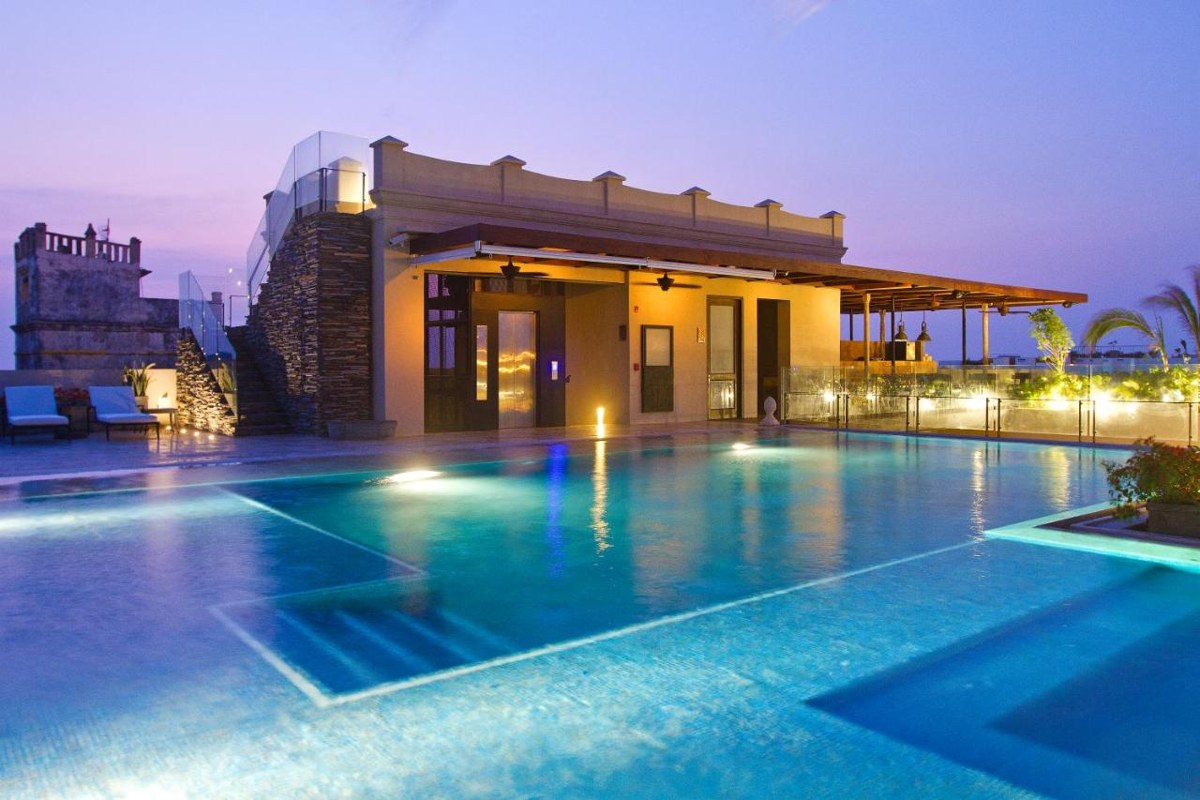 EL BASTION LUXURY