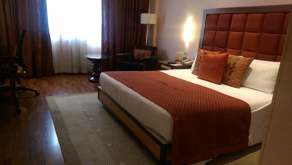 VIVANTA BENGALURU RESIDENCY ROAD photo 2