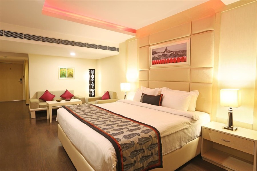 GOLDEN TULIP JAIPUR photo 4