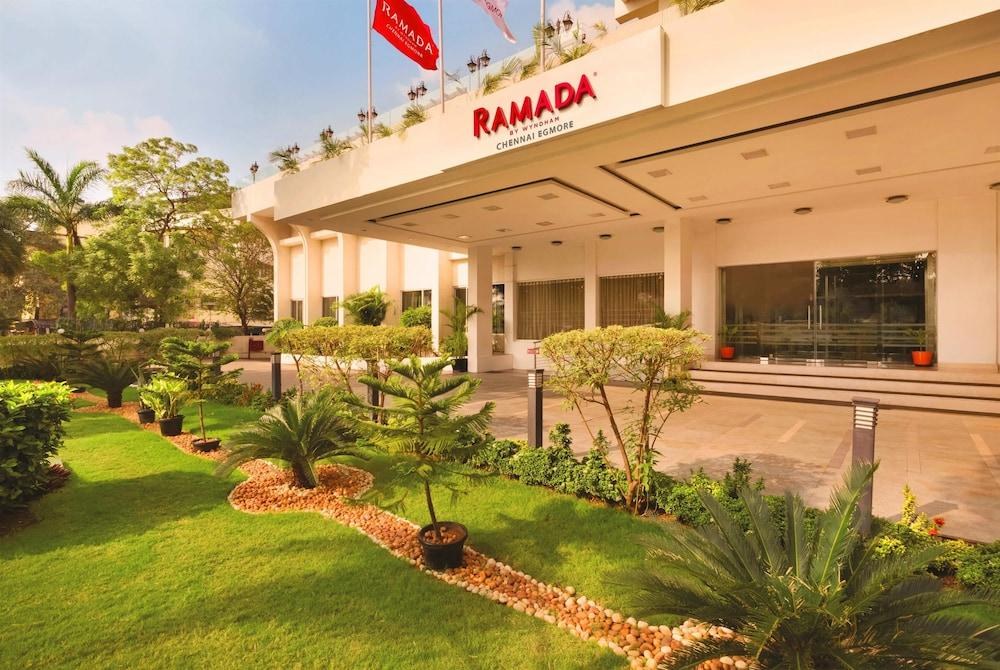 Ramada by Wyndham Chennai Egmore photo 2
