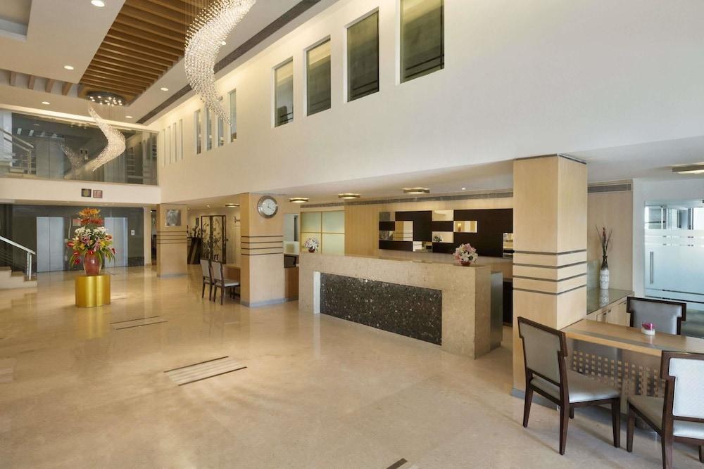 Ramada by Wyndham Chennai Egmore photo 3