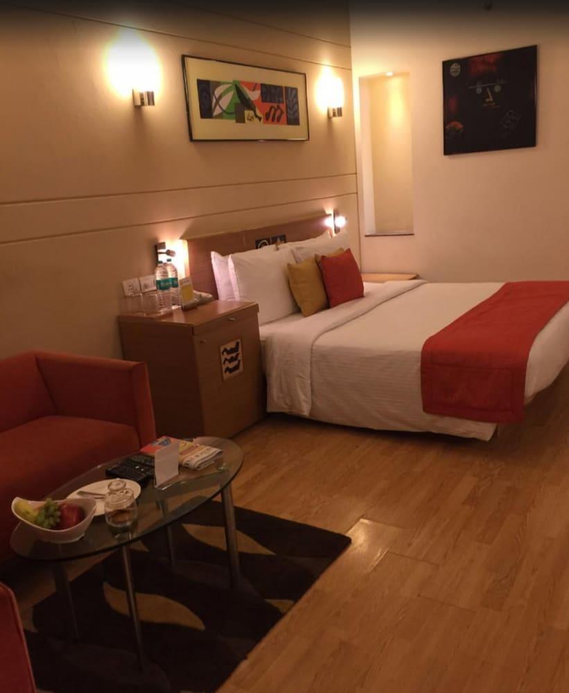 LEMON TREE HOTEL GACHIBOWLI photo 2