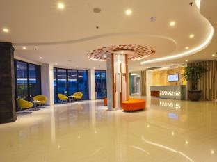 HARRIS HOTEL RAYA KUTA photo 1
