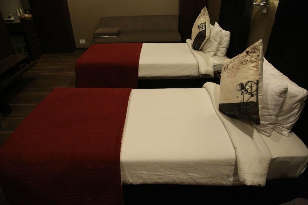 NANEE SUITES photo 4