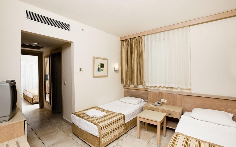 SURAL RESORT photo 4