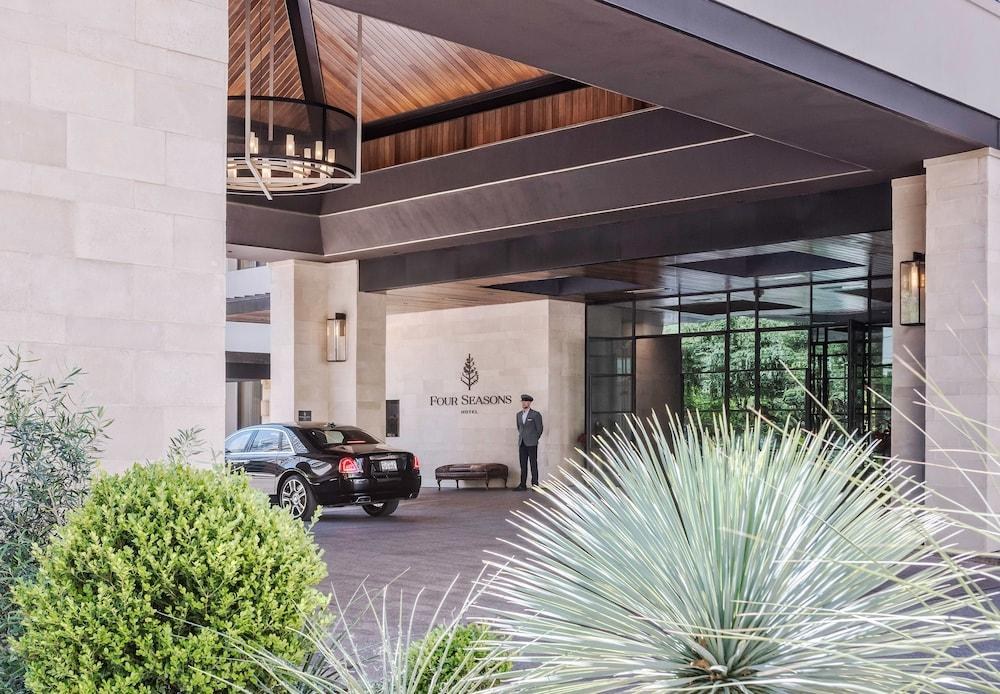 FOUR SEASONS AUSTIN photo 4