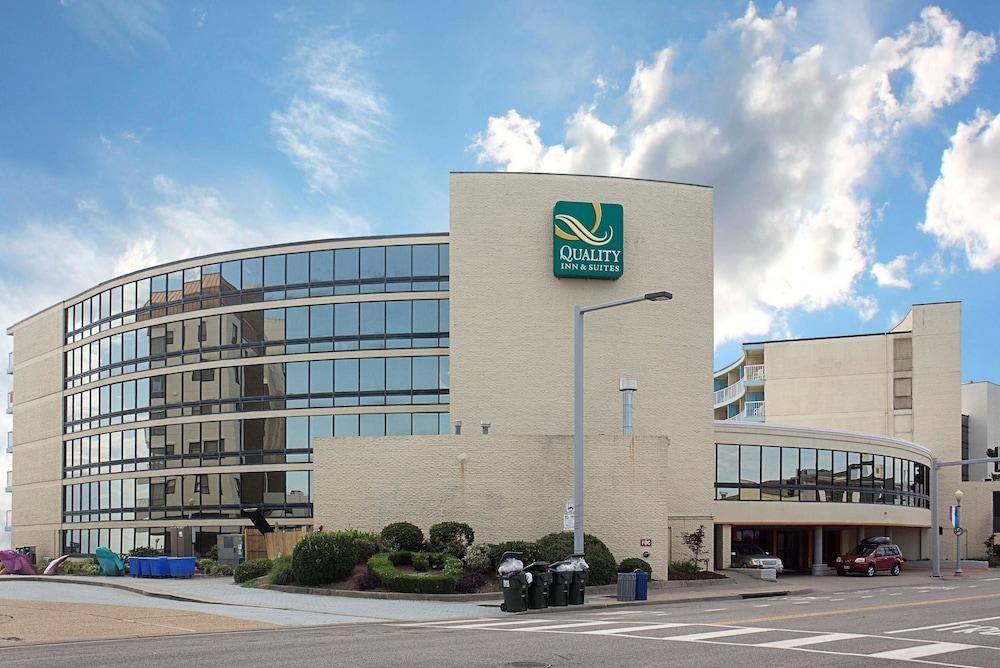 QUALITY INN & SUITES OCEANFRONT photo 3