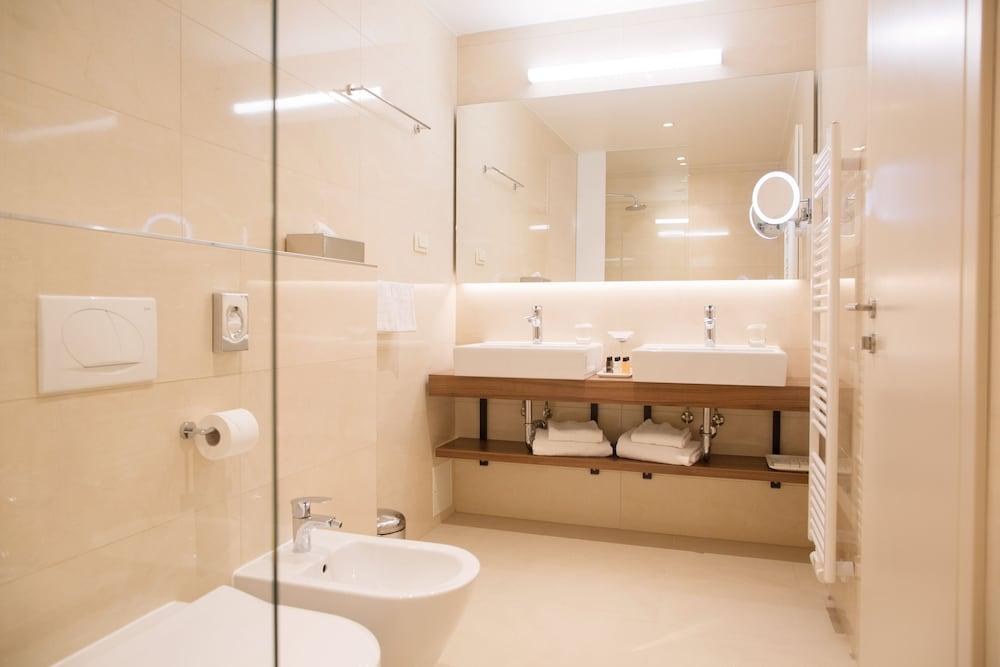 GRAND HOTEL BERNARDIN photo 3