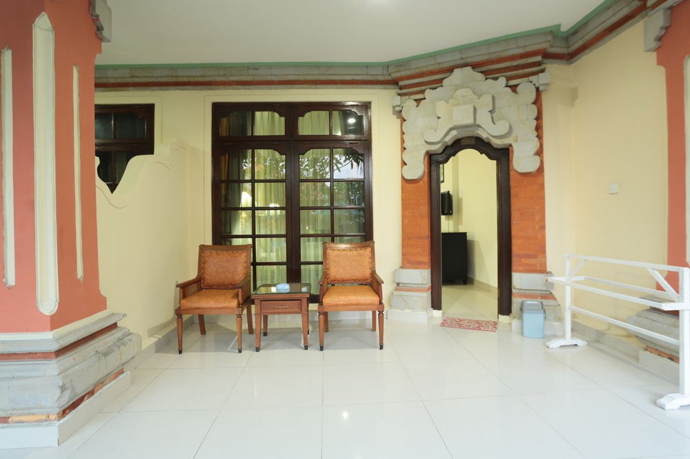 LA WALON HOTEL
