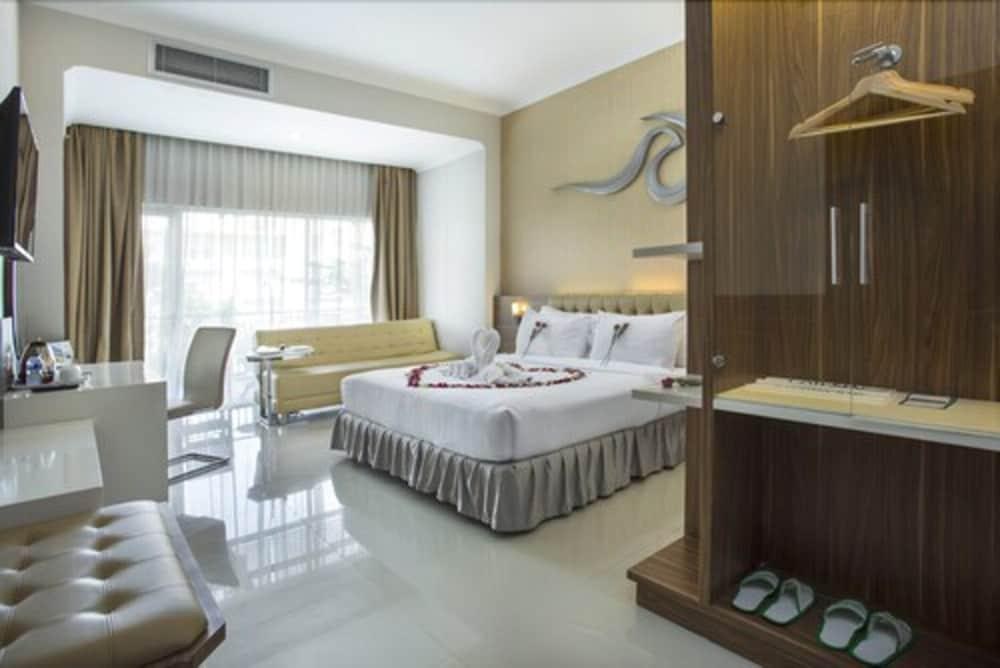 LORIN SENTUL photo 4