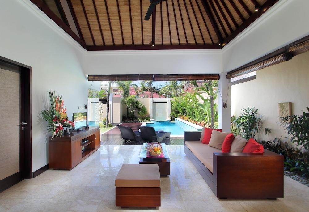 RC Villas photo 2