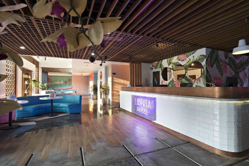 Liberta Seminyak Hotel photo 2