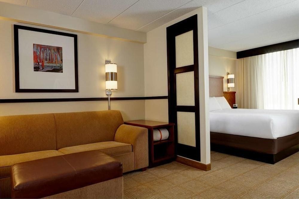 HYATT PLACE TULSA/SOUTH-MEDICAL DISTRICT photo 4
