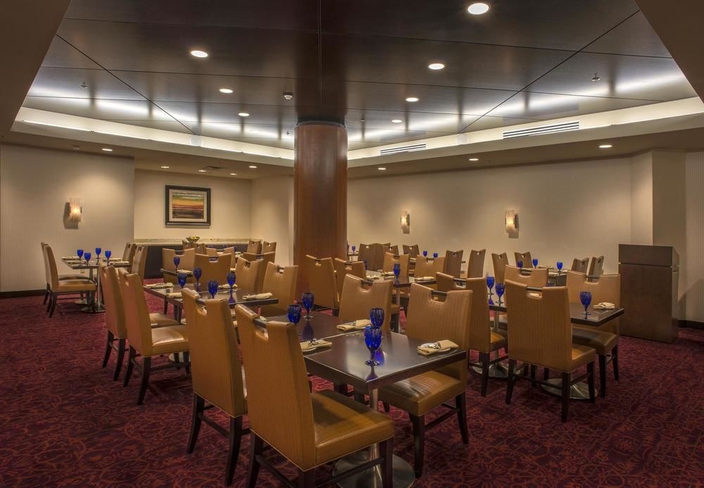 MARRIOTT TULSA HOTEL SOUTHERN HILLS photo 3