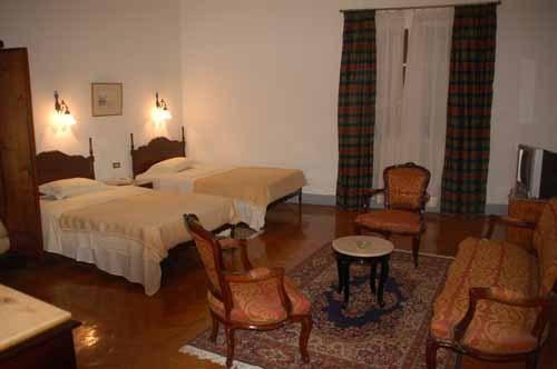 VICTORIA HOTEL photo 2