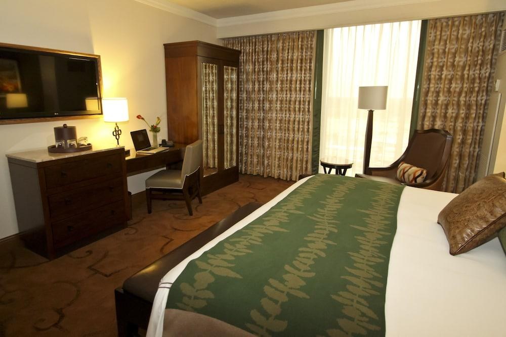L`AUBERGE CASINO RESORT photo 4