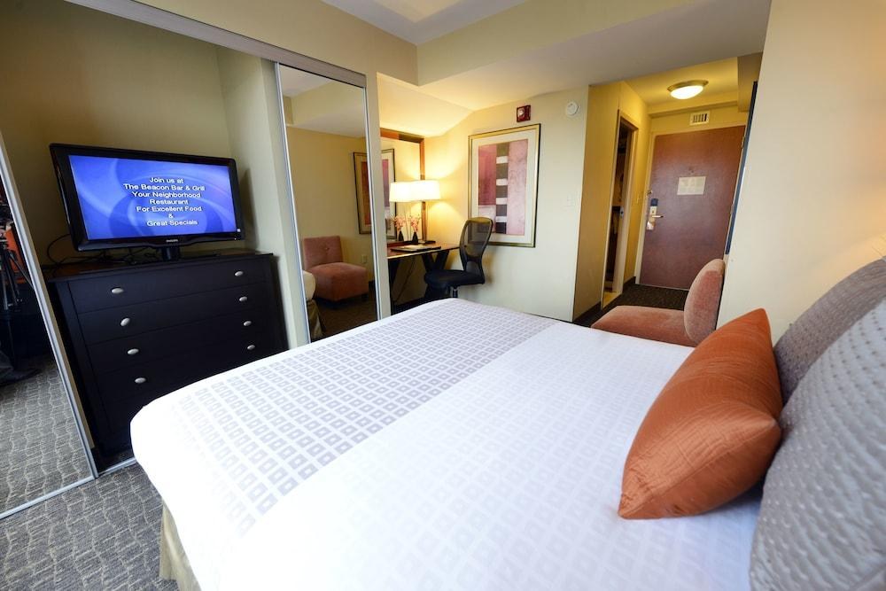 BEACON HOTEL & CORPORATE QUARTERS photo 4