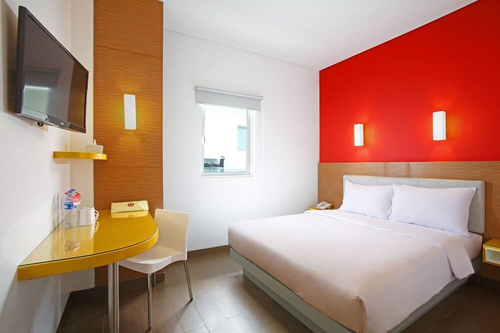 Amaris Hotel Sunset Road photo 4