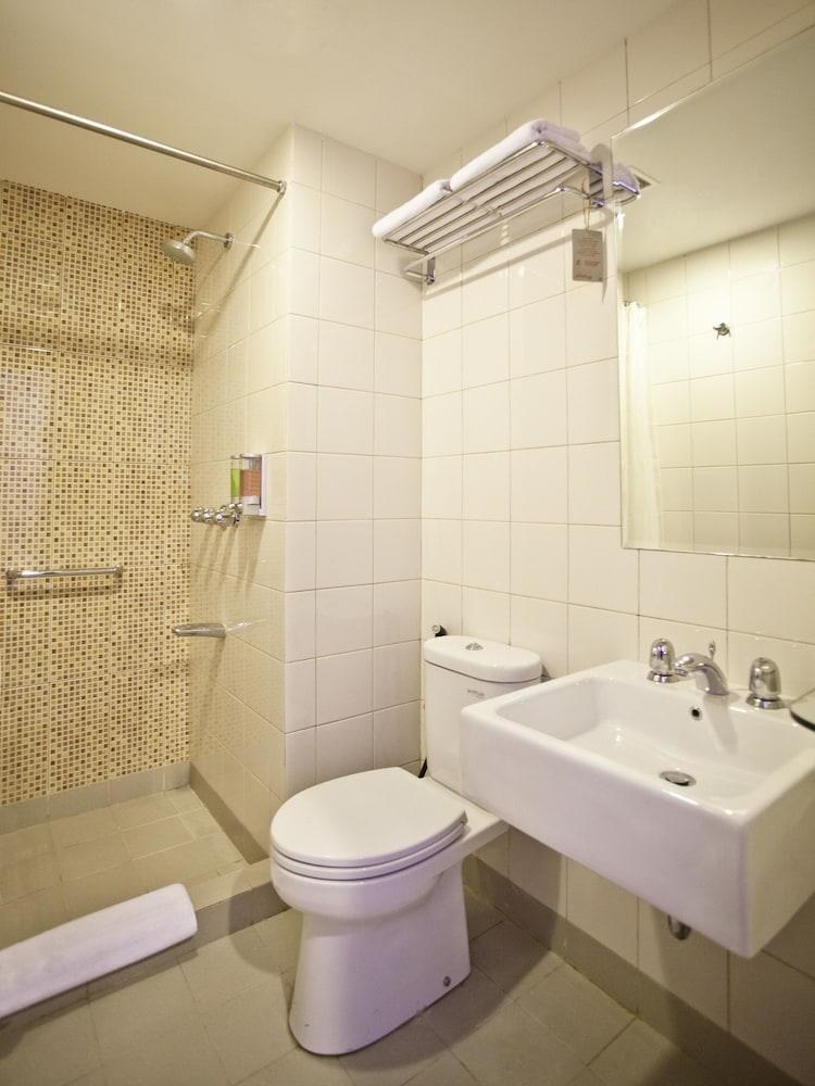 Amaris Hotel Dewi Sri Kuta photo 4