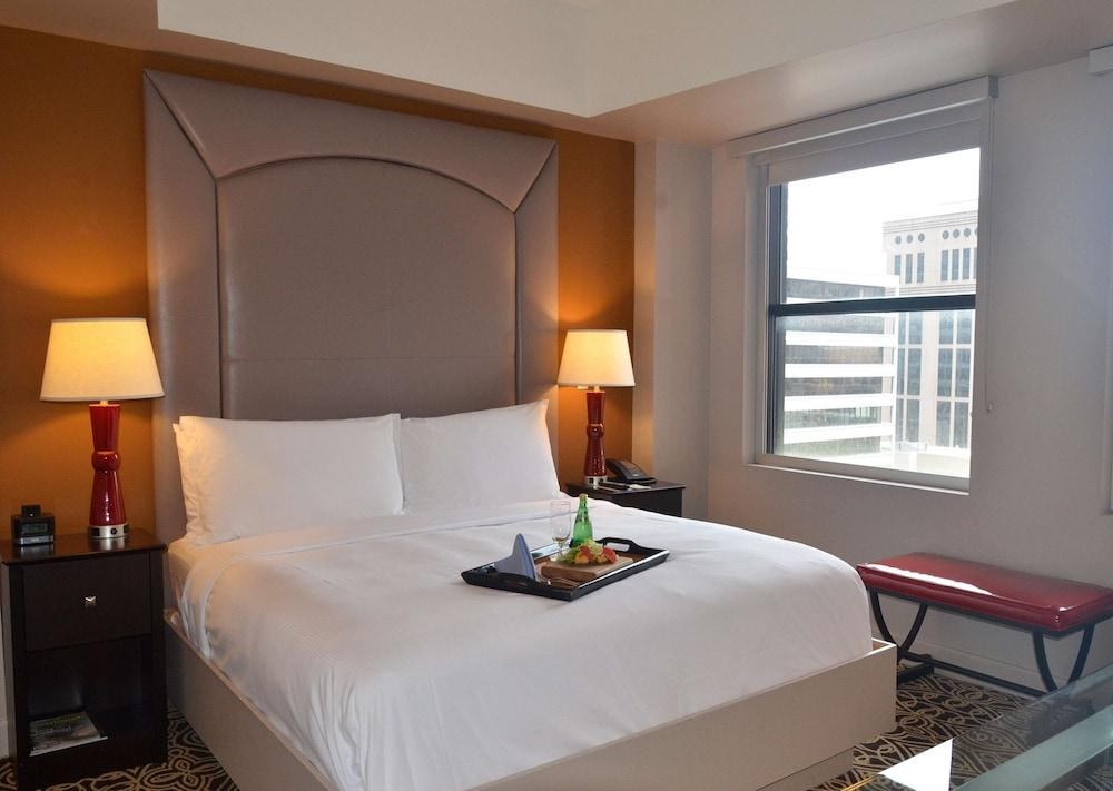 The Sam Houston, Curio Collection by Hilton photo 4