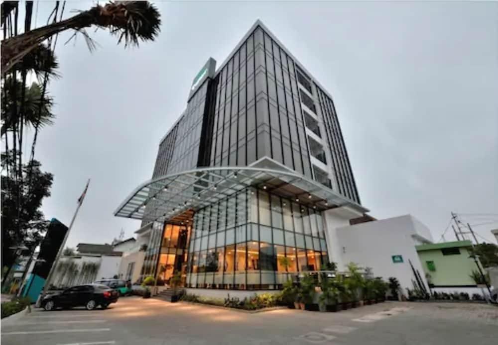CALIFORNIA BANDUNG photo 2