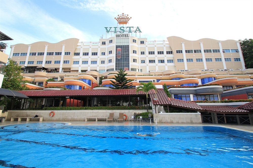 CROWN VISTA BATAM