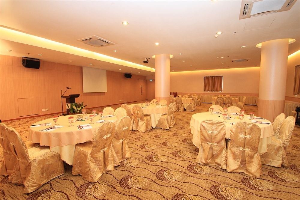 CROWN VISTA BATAM photo 1