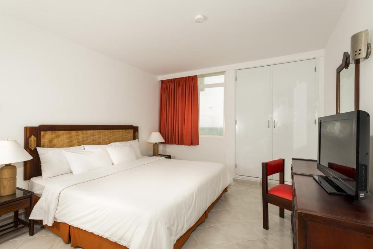 DECAMERON CARTAGENA photo 3