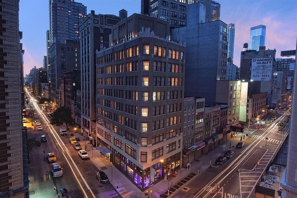 FLATIRON photo 1