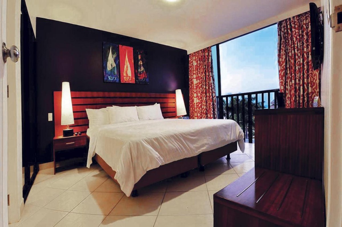 ROYAL DECAMERON PUNTA CENTINELA photo 2