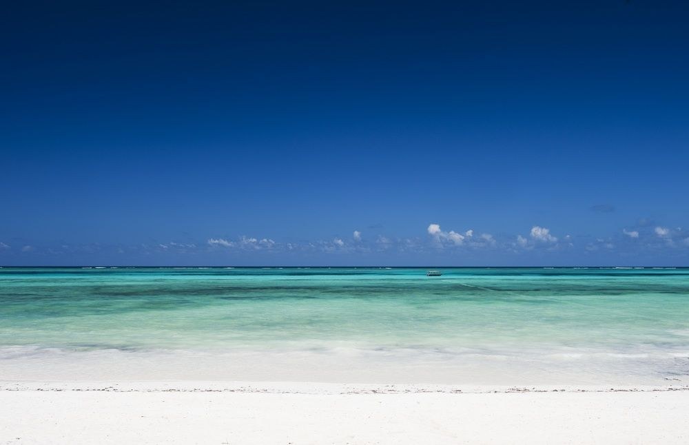 HOTEL KARAFUU BEACH RESORT photo 1