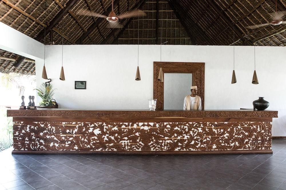 HOTEL KARAFUU BEACH RESORT photo 2
