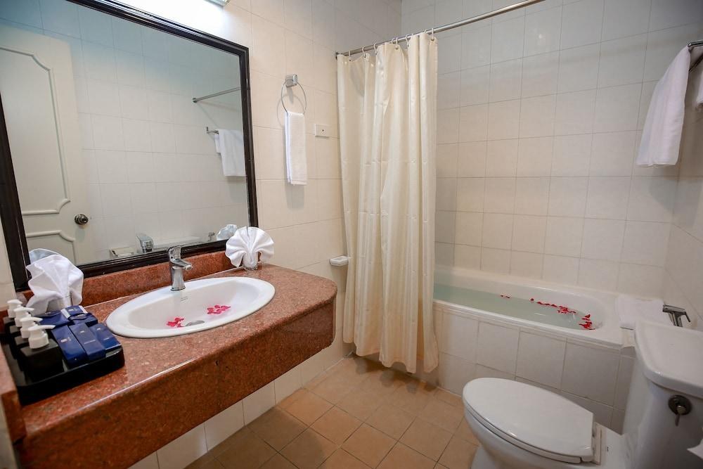 Hoa Binh Hotel photo 3