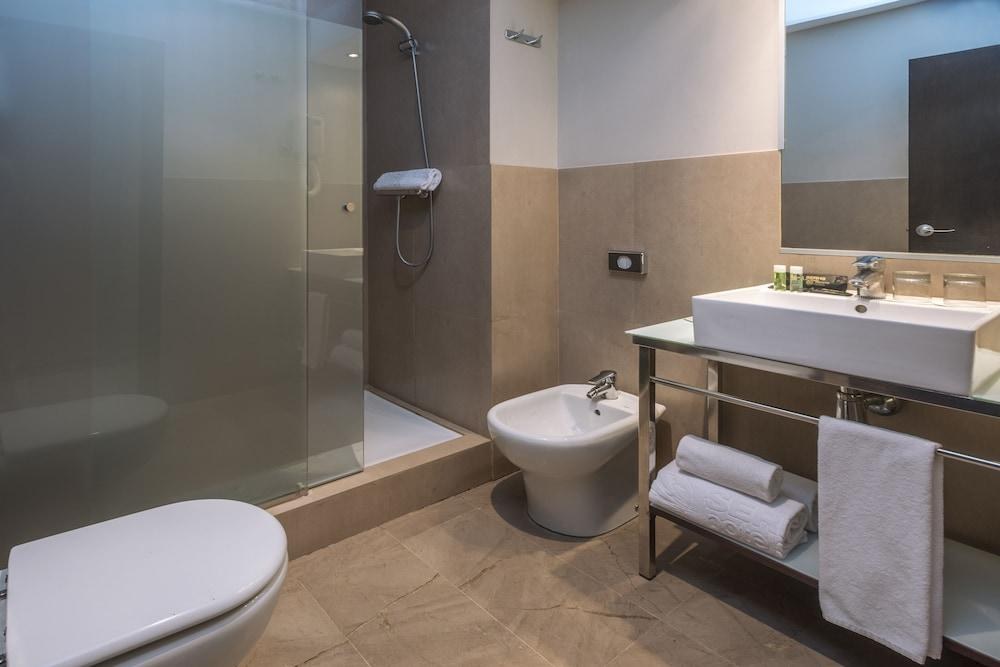 SERHS Del Port Hotel photo 4