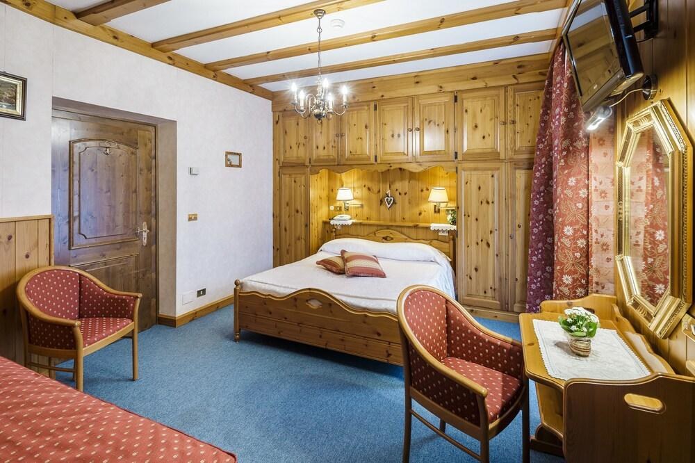 Hotel Columbia photo 3