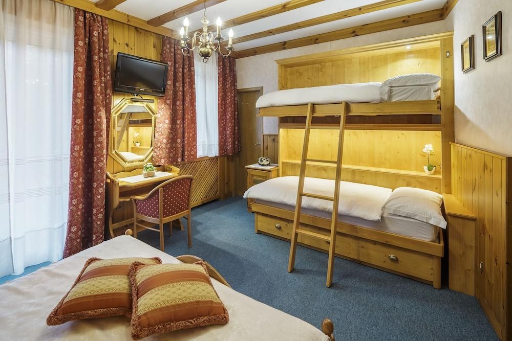 Hotel Columbia photo 4