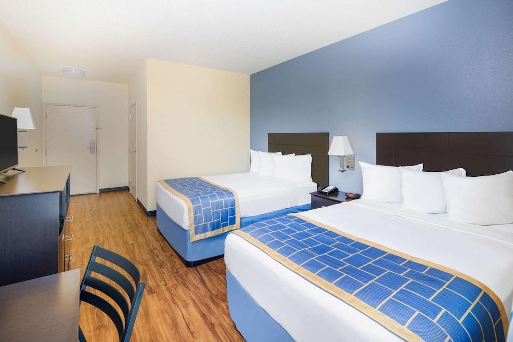 RED ROOF INN MACON 260 HOTEL photo 2