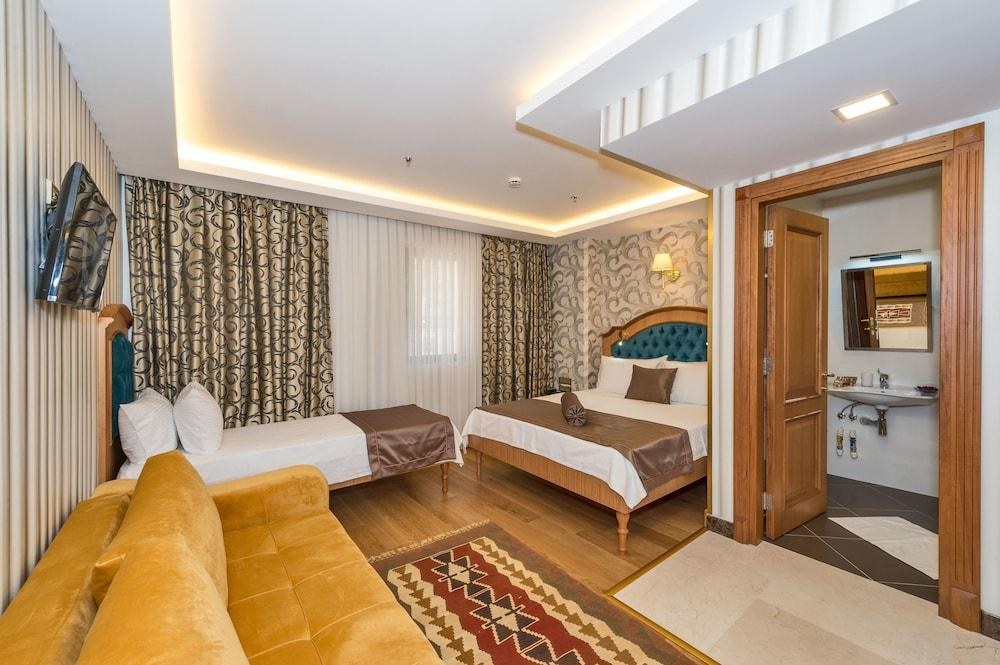 APRILIS GOLD HOTEL photo 2