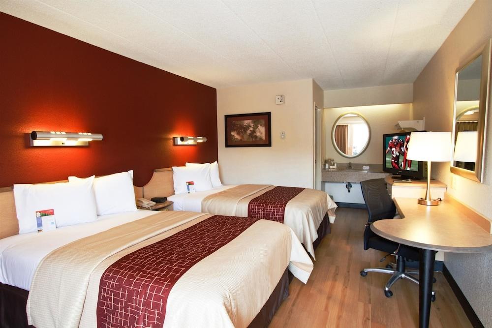RED ROOF INN LEXINGTON SOUTH photo 2