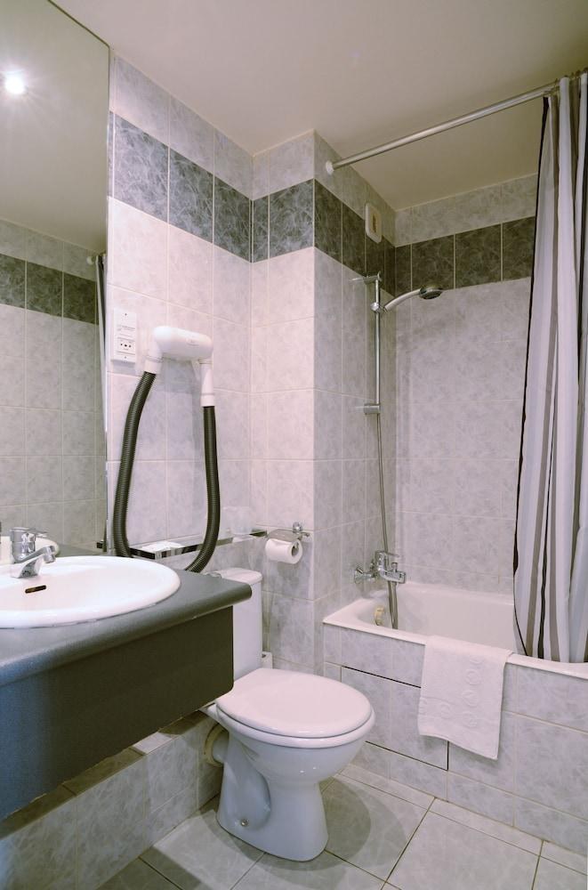 HÔTEL PIERRE NICOLE photo 2
